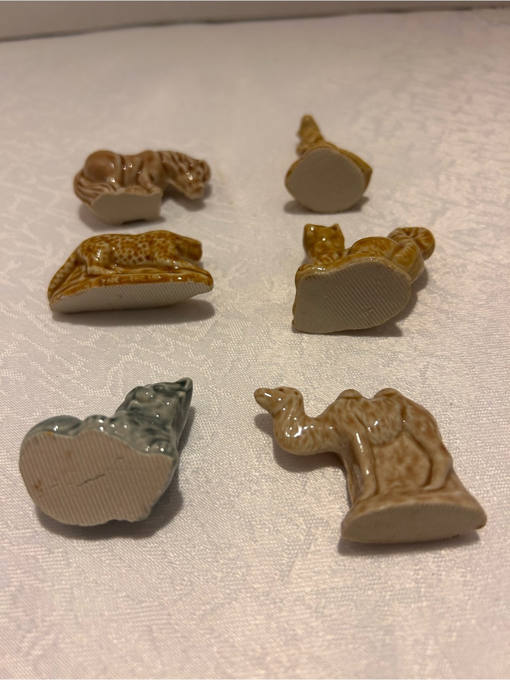 Vintage Wade Whimsies Red Rose Tea Figurines - Mixed Lot of 6 Animal Figurines - Picture 3 of 3